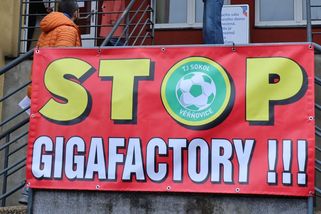 Plánovaná gigafactory ovlivnila volby v Dolní Lutyni na Karvinsku - Novinky